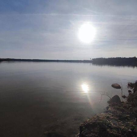 Ubytovani V Klimatizovanych Chatickach Stit Chlumec nad Cidlinou Buitenkant foto