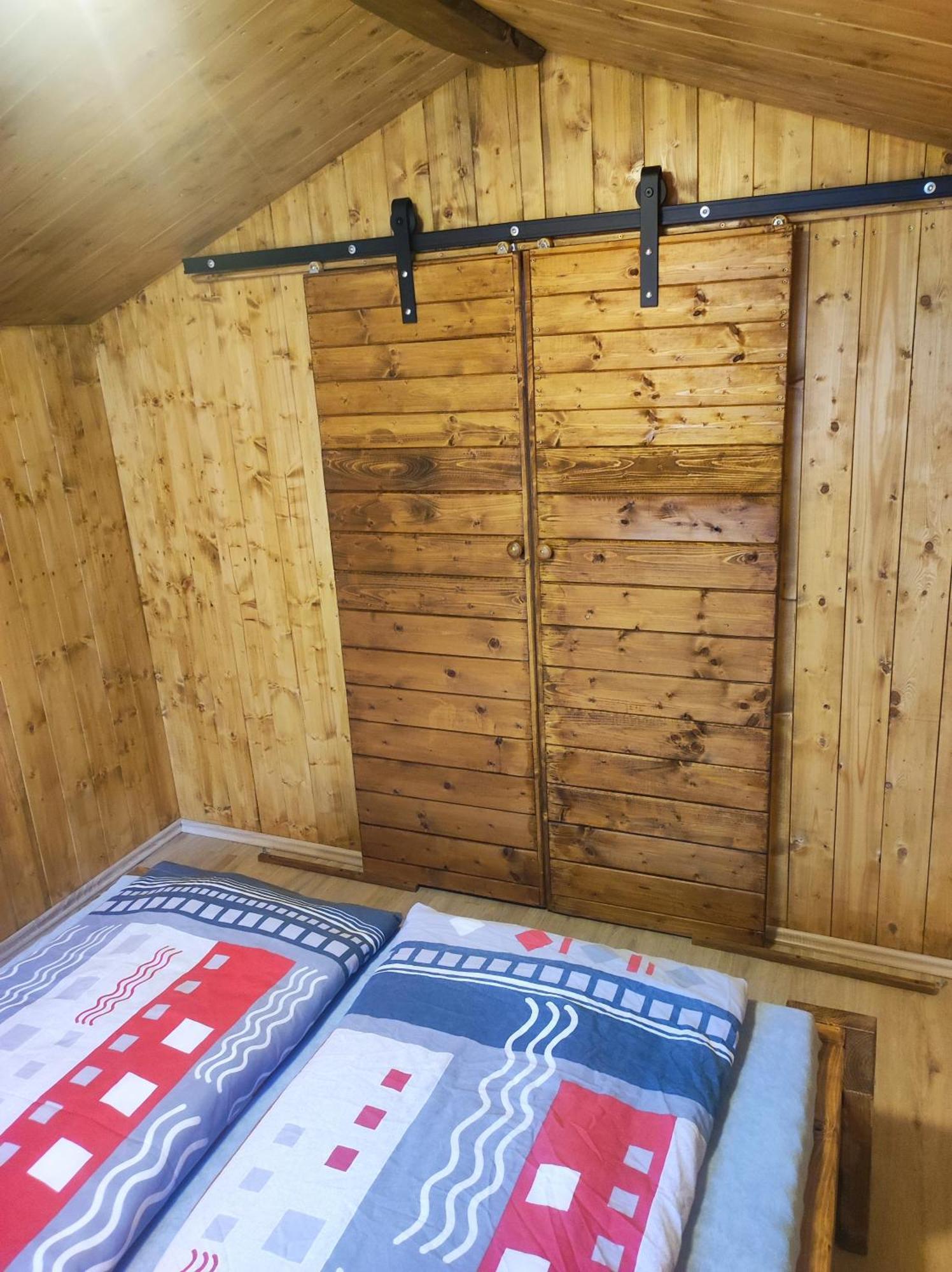 Ubytovani V Klimatizovanych Chatickach Stit Chlumec nad Cidlinou Buitenkant foto
